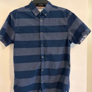 Denim & Flower Men’s Navy and Light Blue Horizontal-Stripe Button-Down Shirt
